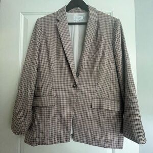 Brass blazer size 10. In good used condition.